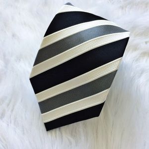 Donald J Trump Signature Collection Luxury Tie